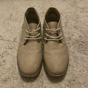 Dexter Chukka Boots